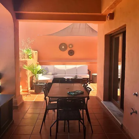 Spacious Beachfront Penthouse Apartman Estepona